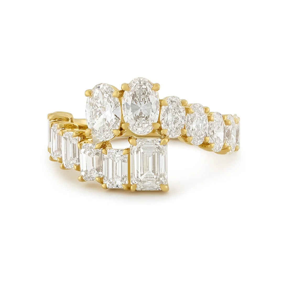 18ct Yellow Gold Oval & Baguette Cut Diamond Dress Ring