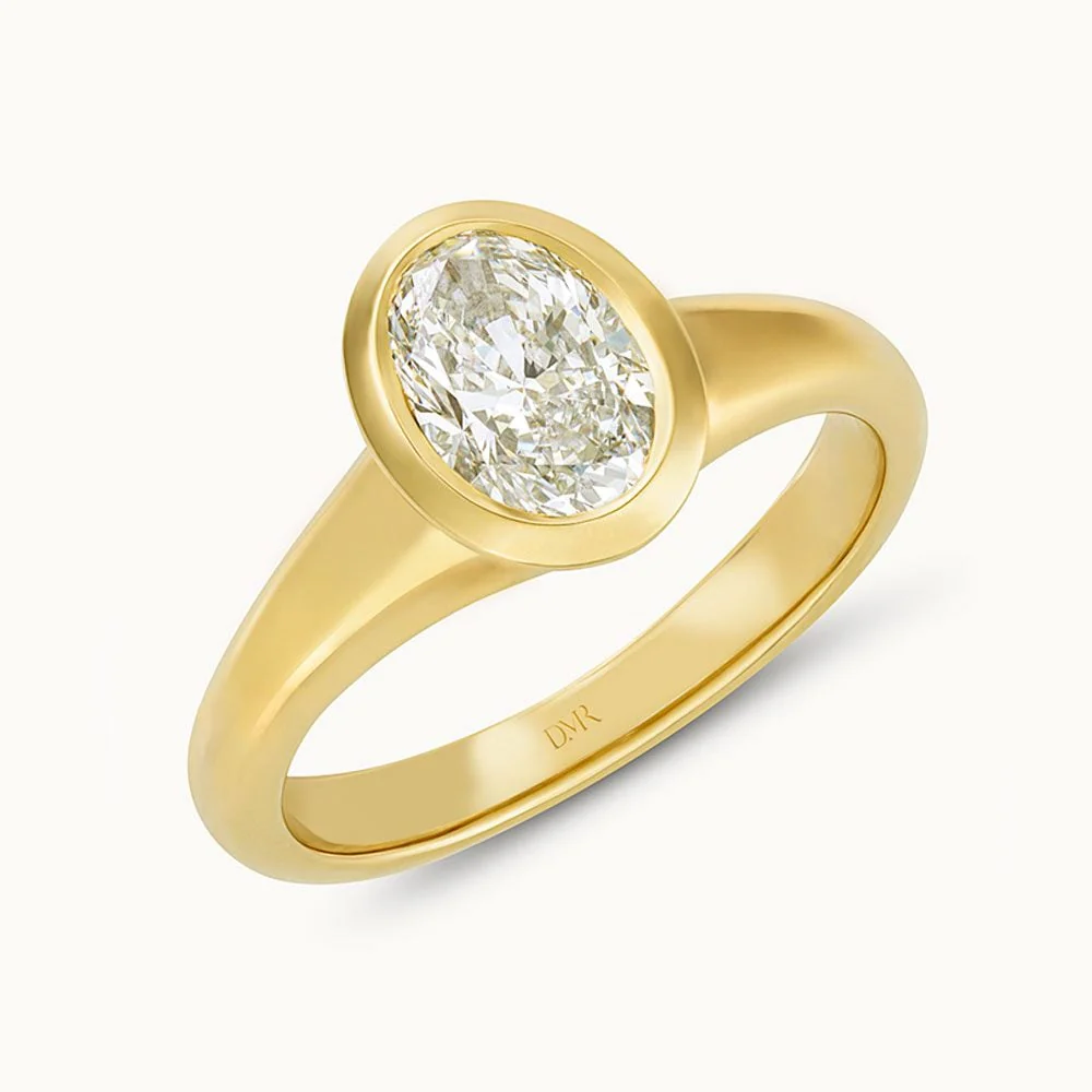 Alina 18ct Yellow Gold Oval Cut Diamond Solitaire Ring - Image 3