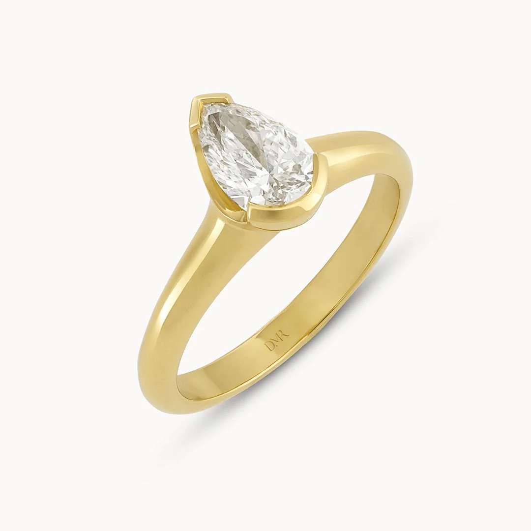 Alina 18ct Yellow Gold Pear Shape Diamond Solitaire Ring - Image 3