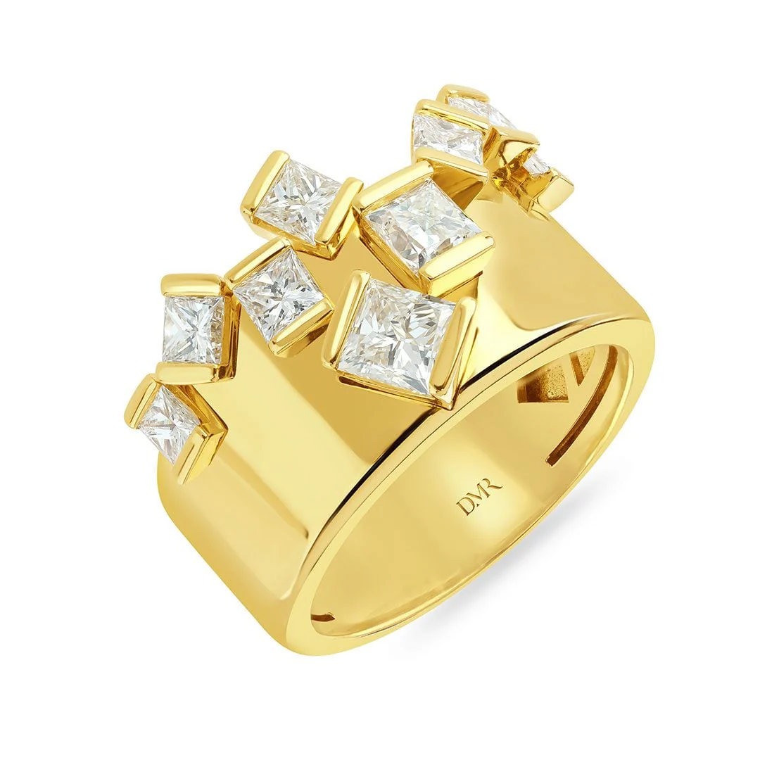 Hopscotch Cascade Yellow Gold Princess Cut Diamond Ring - Image 3