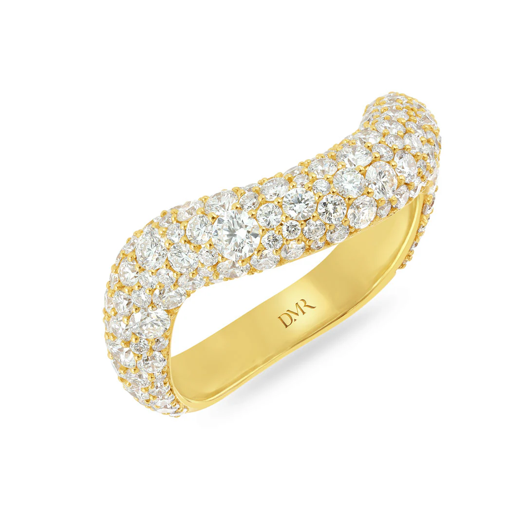 Making Waves Yellow Gold Round Brilliant Cut Diamond Ring - Image 2
