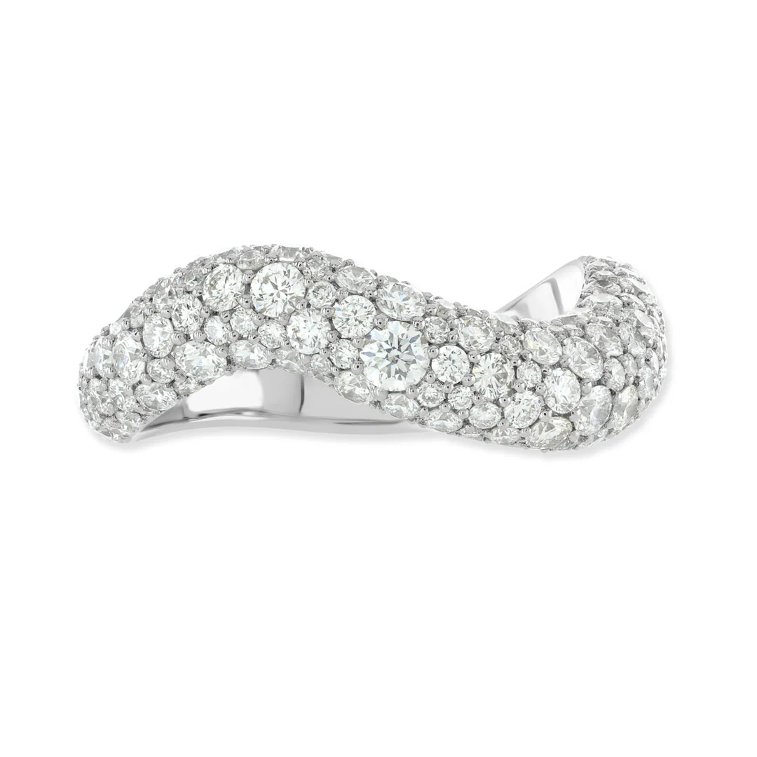 Making Waves Platinum Round Brilliant Cut Diamond Ring