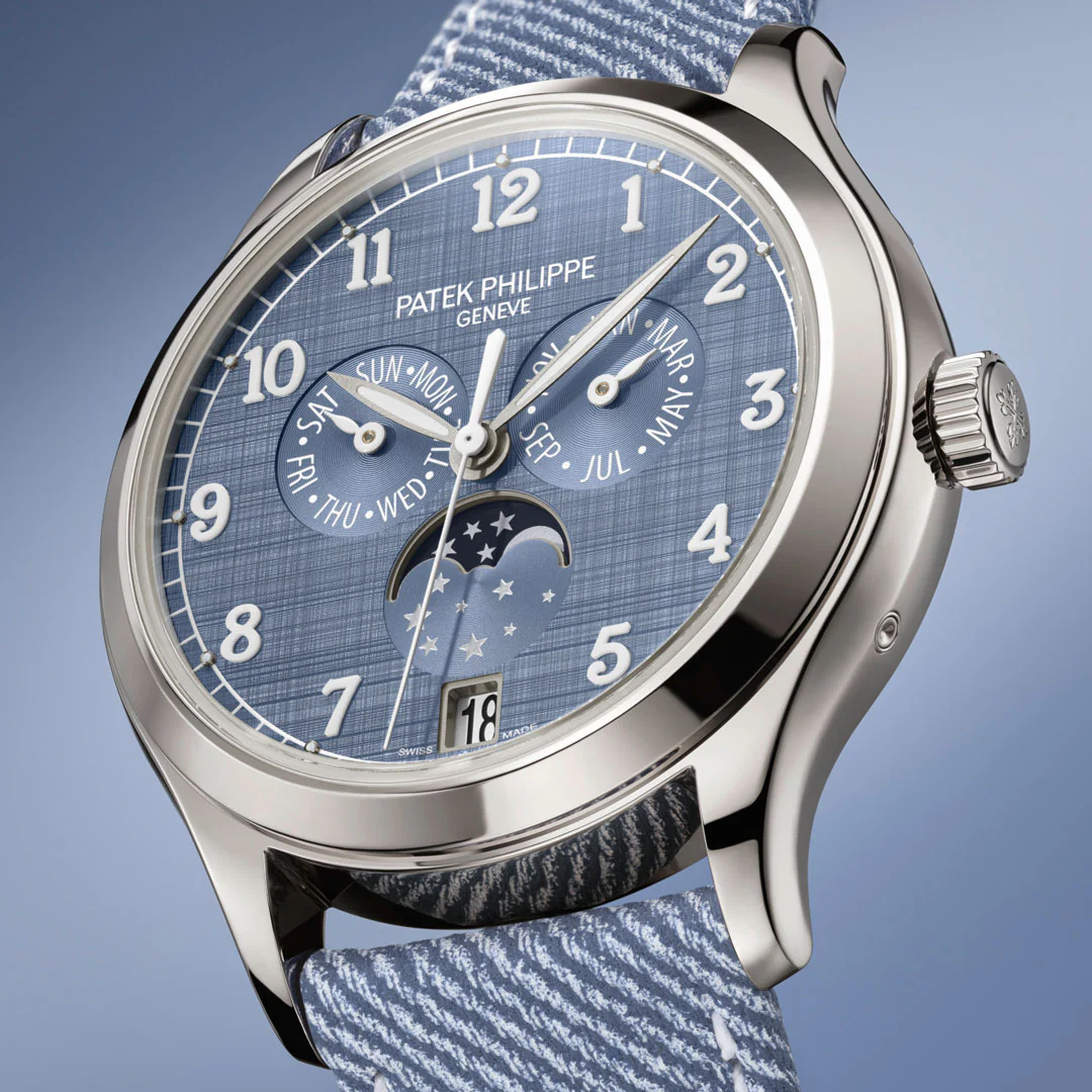 Patek Philippe Complications Ref. 4946G-001 - Image 3