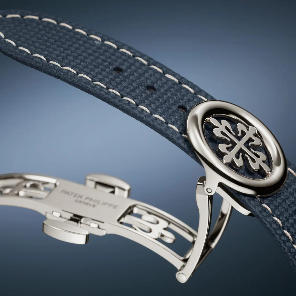 Patek Philippe Complications Instantaneous Day & Date Ref. 5328G-001 - Image 4