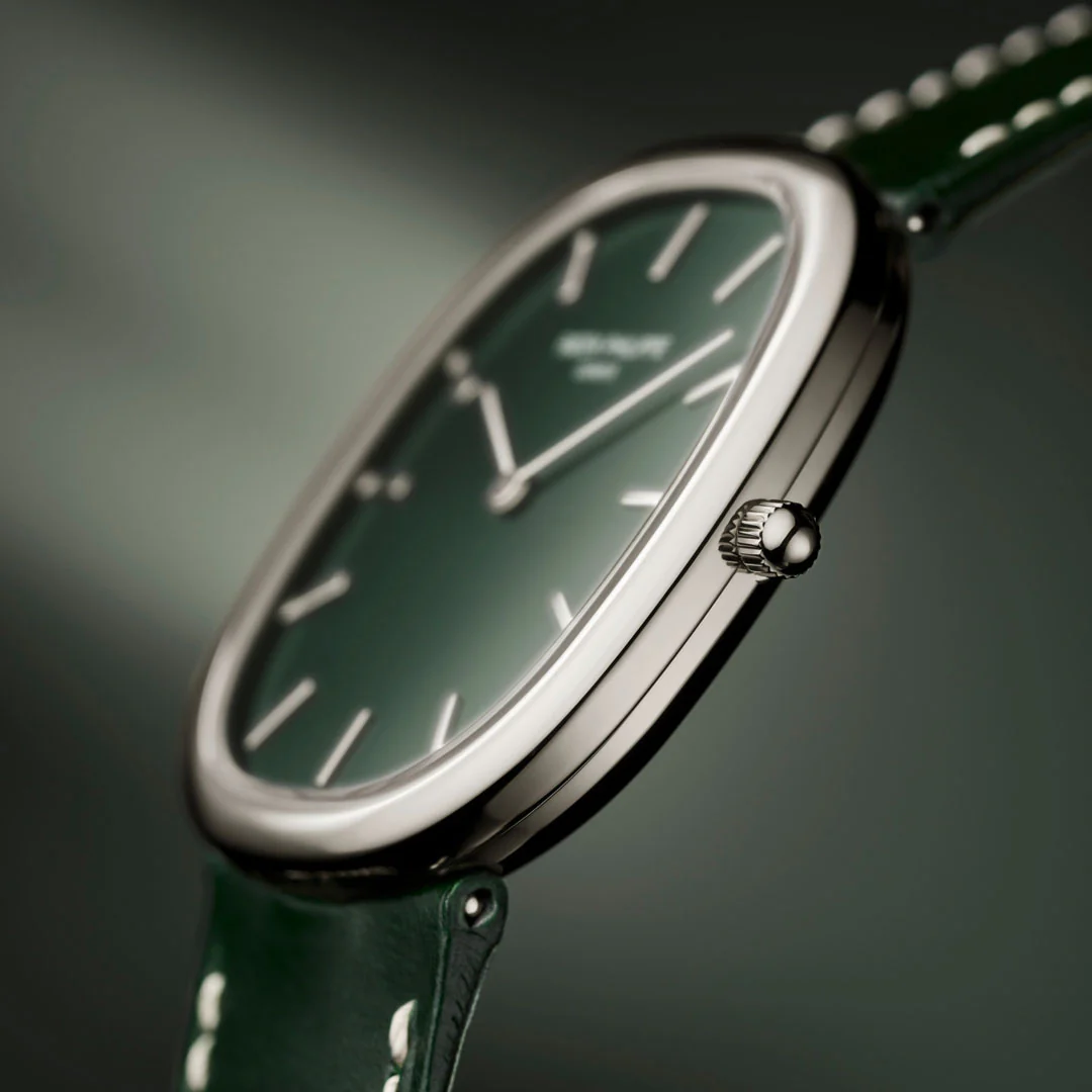 Patek Philippe Golden Ellipse Ref. 3738/100G-014 - Image 3