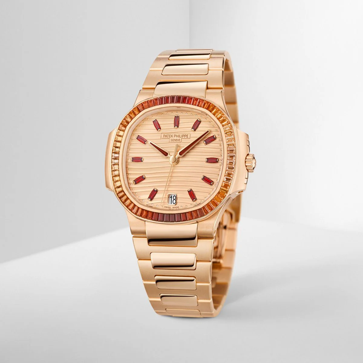 Patek Philippe Nautilus Ref. 7118/1300R-001 - Image 3