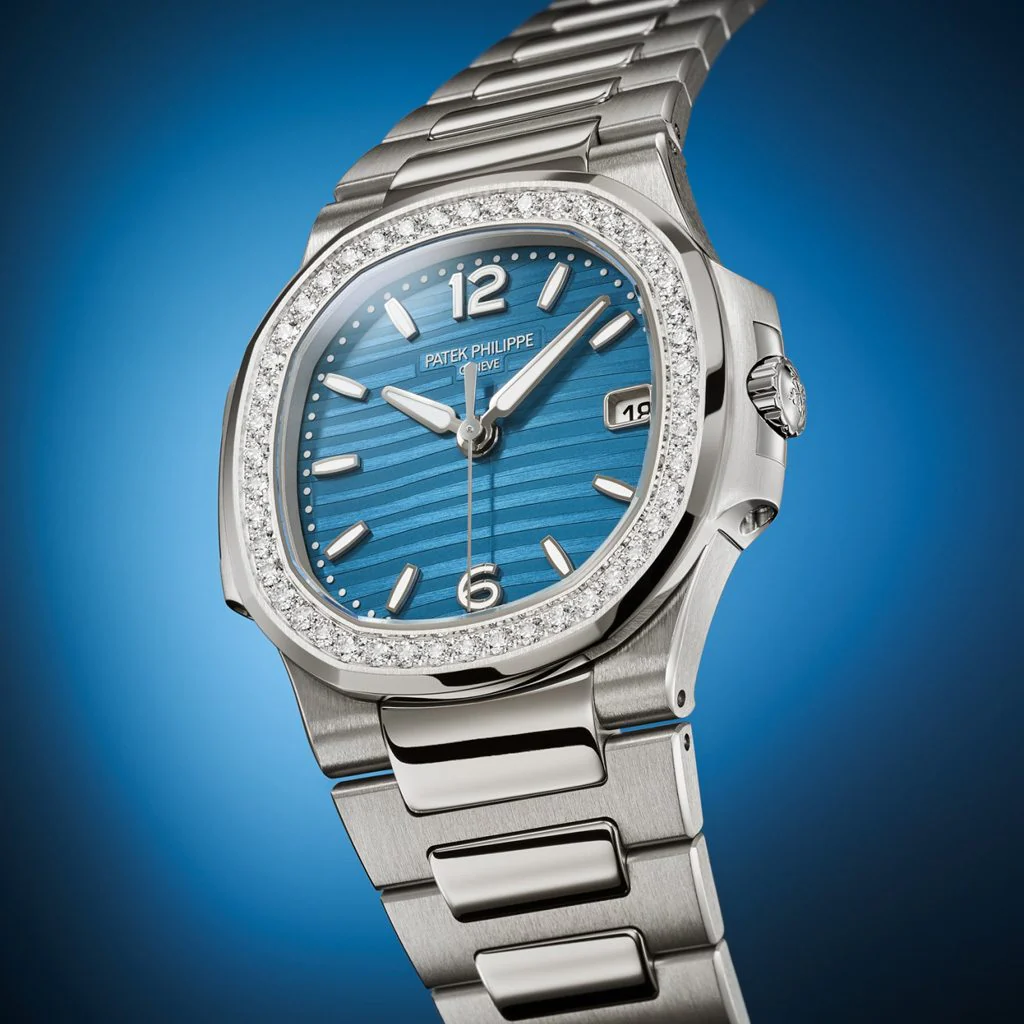 Patek Philippe Nautilus Ref. 7010/1G-013 - Image 4