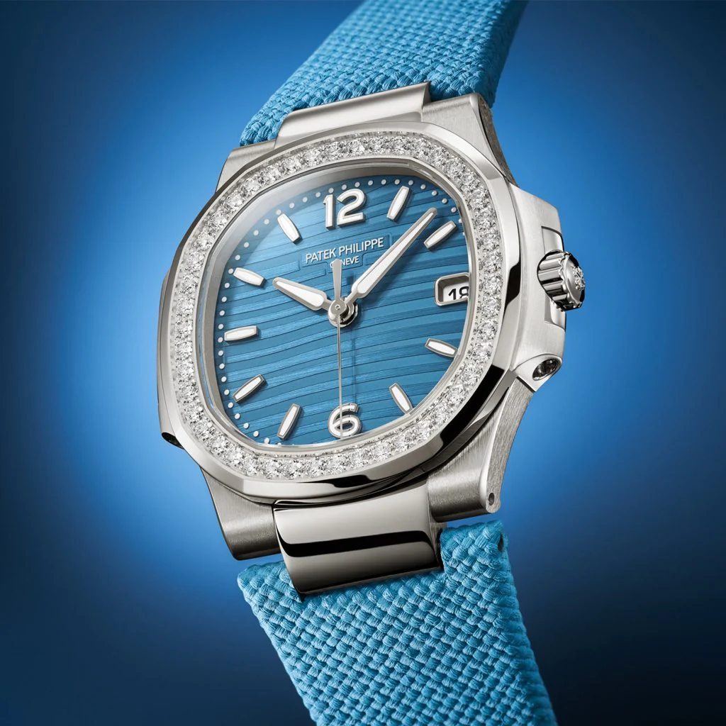 Patek Philippe Nautilus Ref. 7010G-013 - Image 3